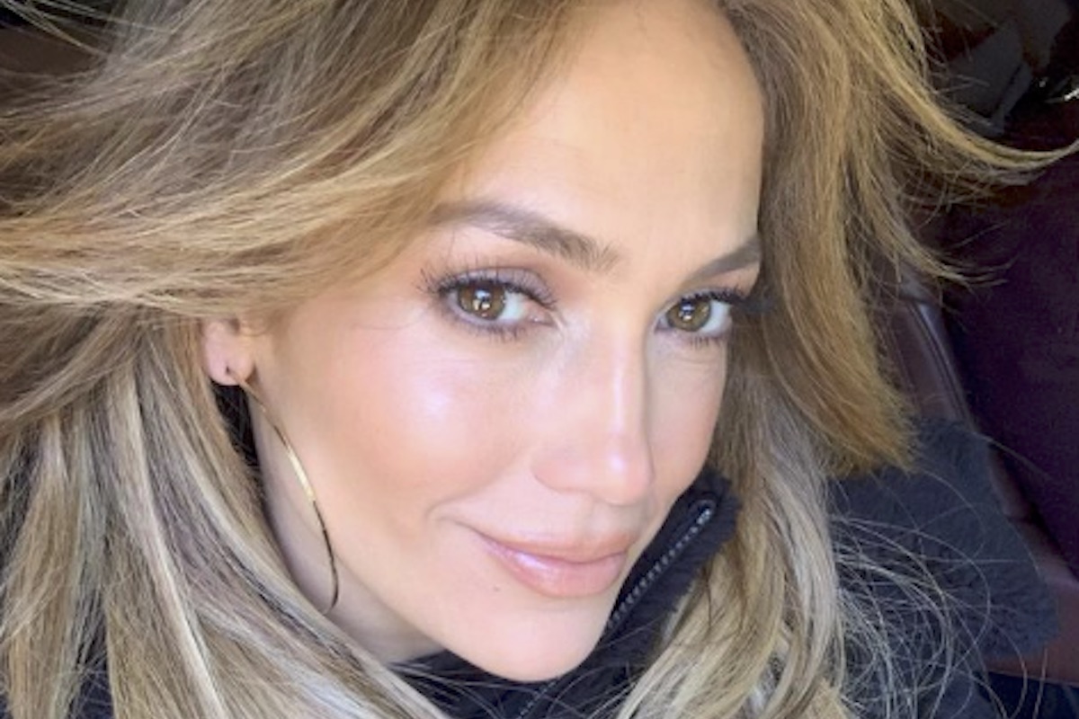 Jennifer Lopez, Cambia El Paso i dettagli Style24.it